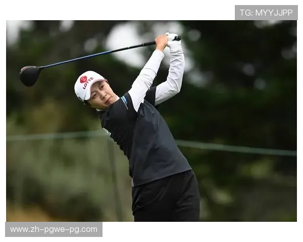 金孝周奠基人杯次轮强势领先4杆 中国军团刘瑞欣冲入T10